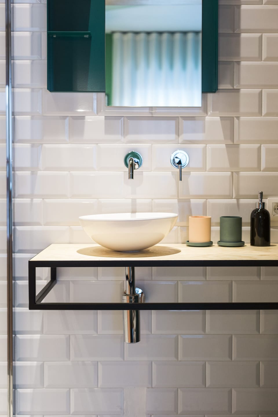 Design Room | Bathroom | Shower, rainfall showerhead, designer toiletries, hair dryer