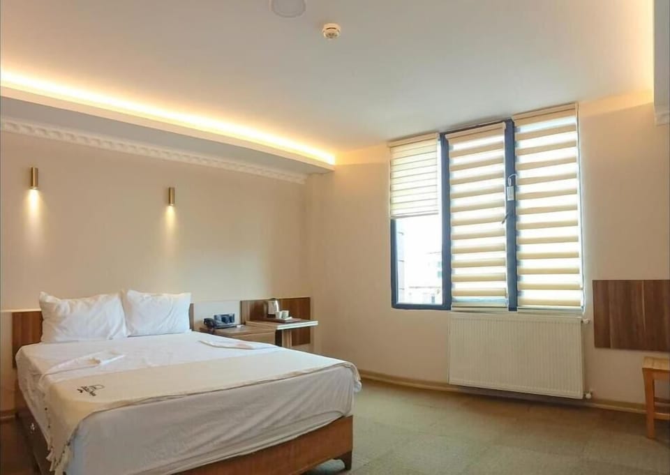 Comfort Double Room | Egyptian cotton sheets, premium bedding, minibar, individually decorated