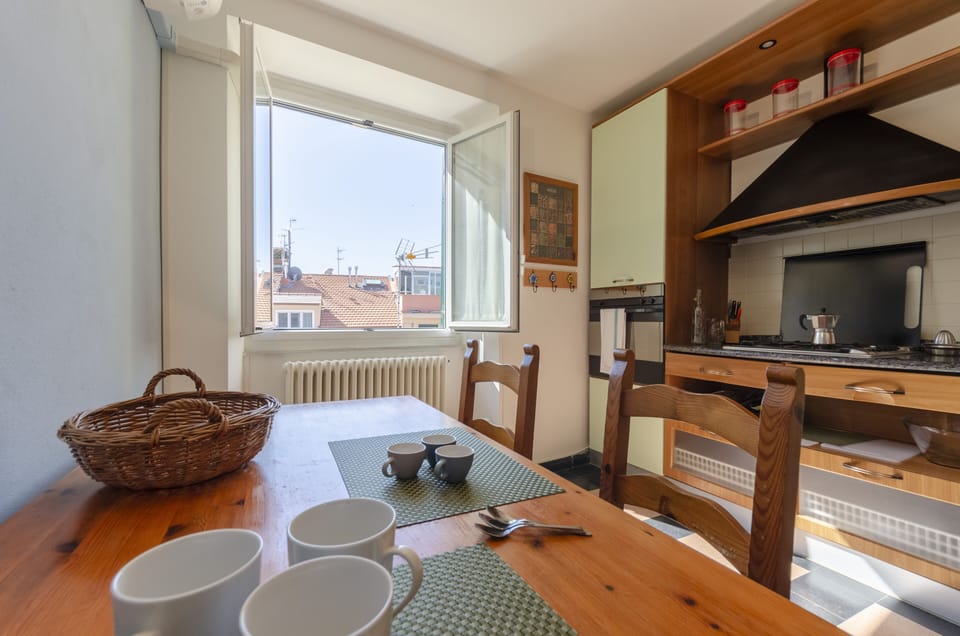 Apartment | Private kitchen | Fridge, cookware/dishes/utensils, dining tables