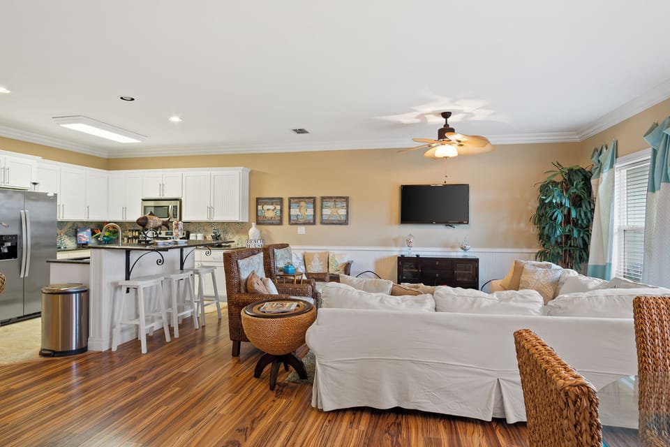 Studio (3 Bedrooms) | Property amenity