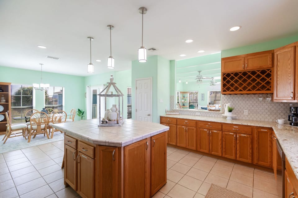 House (5 Bedrooms) | Property amenity