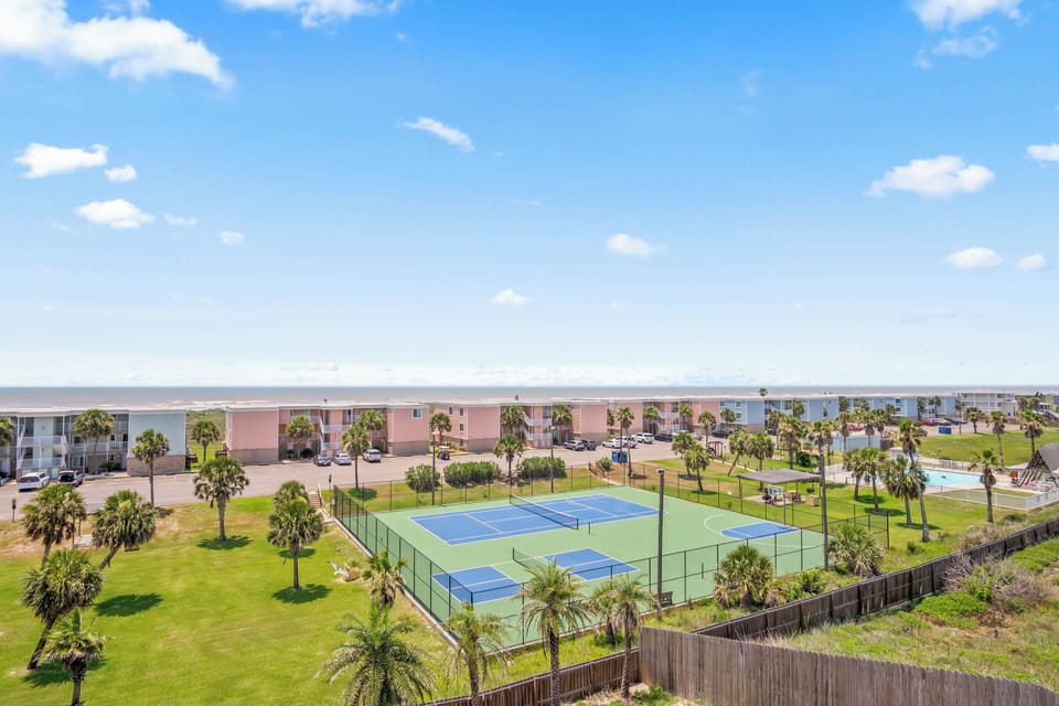 House (5 Bedrooms) | Property amenity