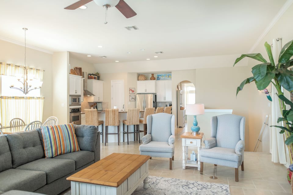 House (3 Bedrooms) | Property amenity