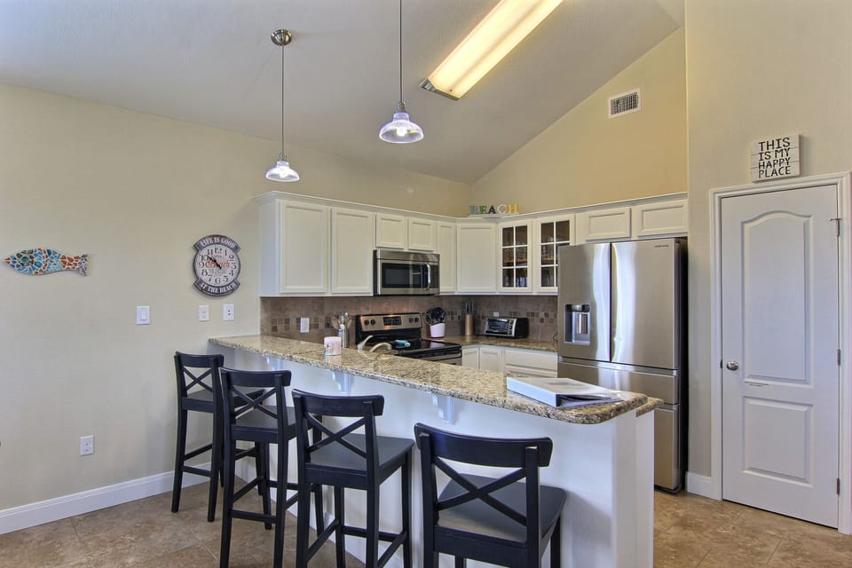 House (3 Bedrooms) | Property amenity