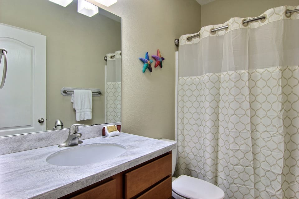 Shamrock by the Sea by Silver Sands Vacation Rentals House in Port Aransas