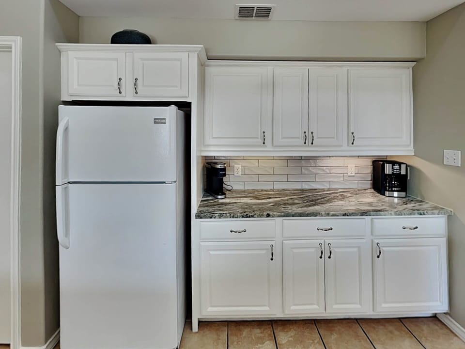 House (4 Bedrooms) | Property amenity