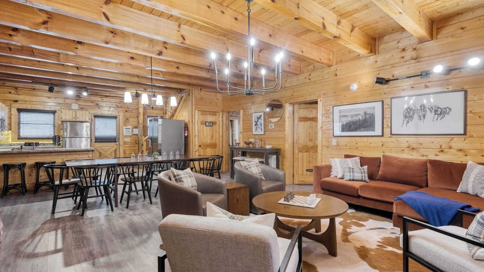 House (Multiple Bedrooms) | Interior
