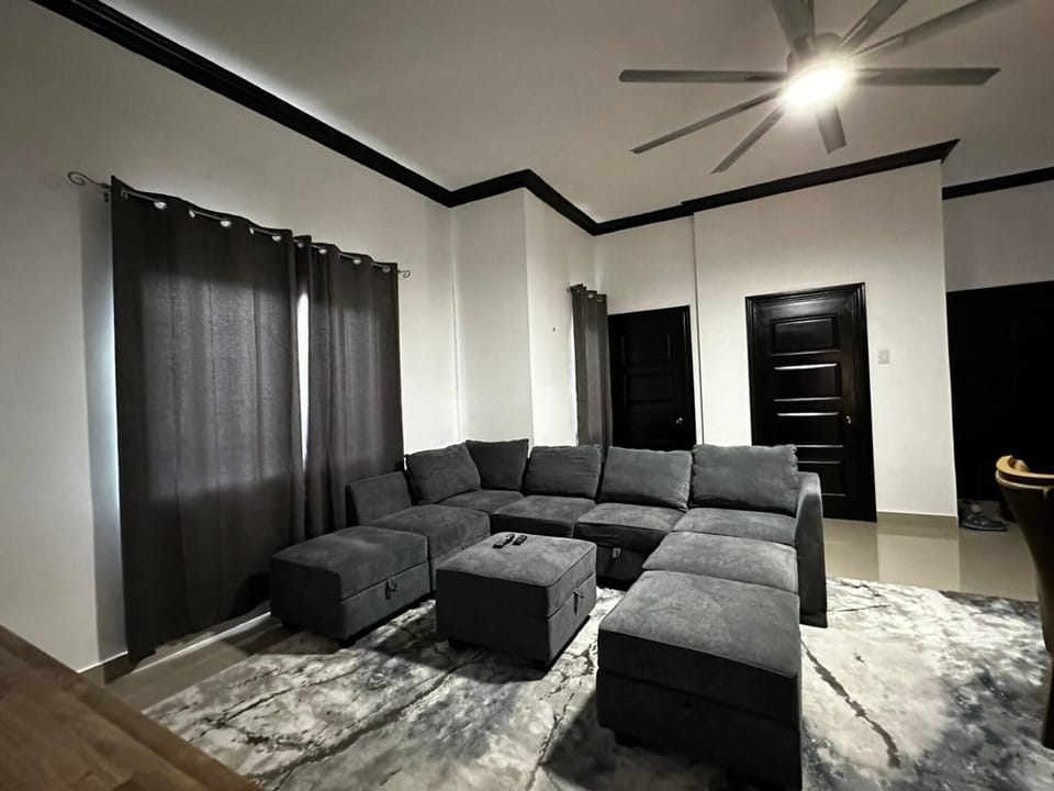 Apartment, 2 Bedrooms, Balcony, Garden View | Living area