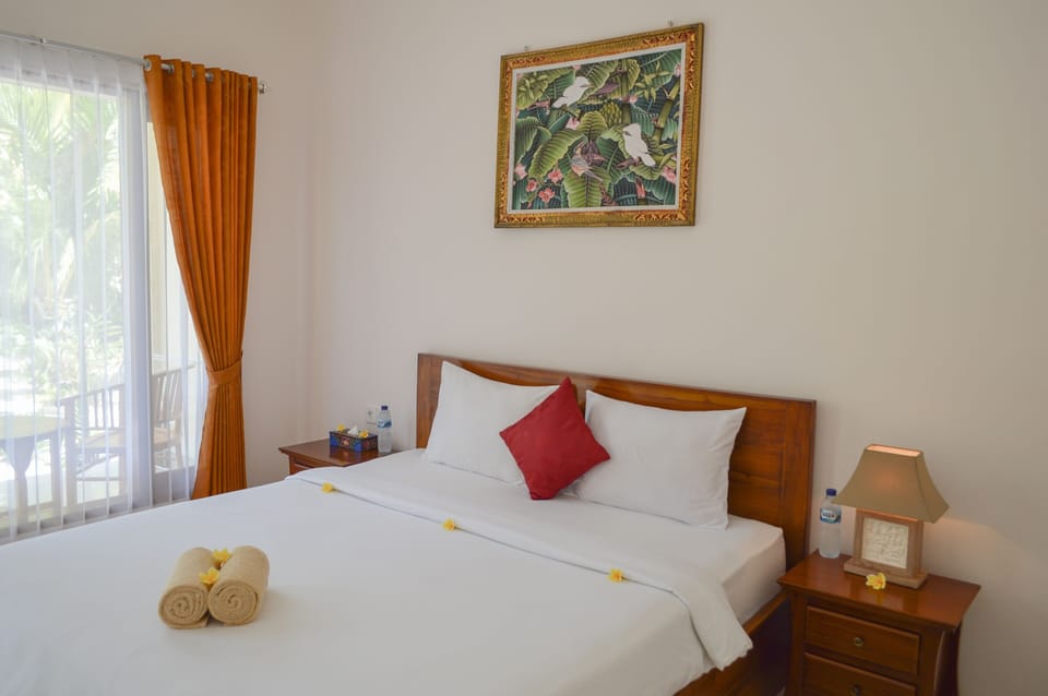 Standard Double Room, 1 King Bed, Garden View | Minibar, desk, laptop workspace, free WiFi