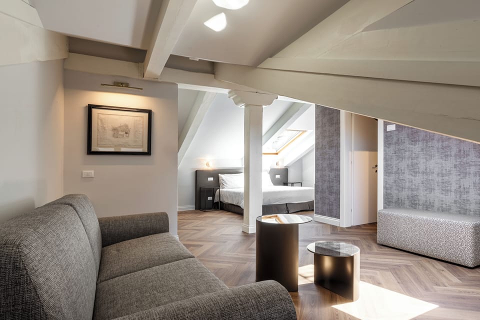 Superior Double or Twin Room | Down comforters, minibar, in-room safe, soundproofing