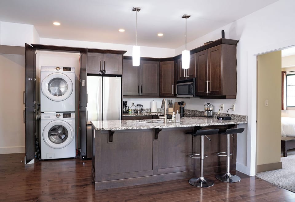 Condo | Private kitchen | Coffee/tea maker, full-size fridge, microwave, oven