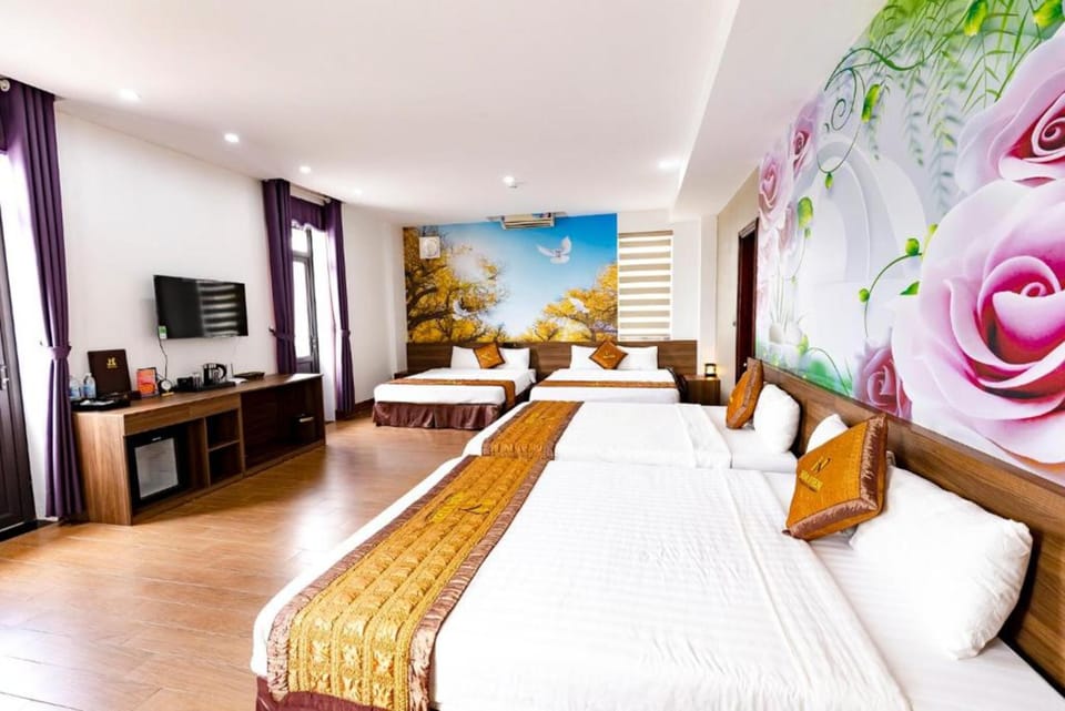 Superior Family | Minibar, desk, soundproofing, free WiFi