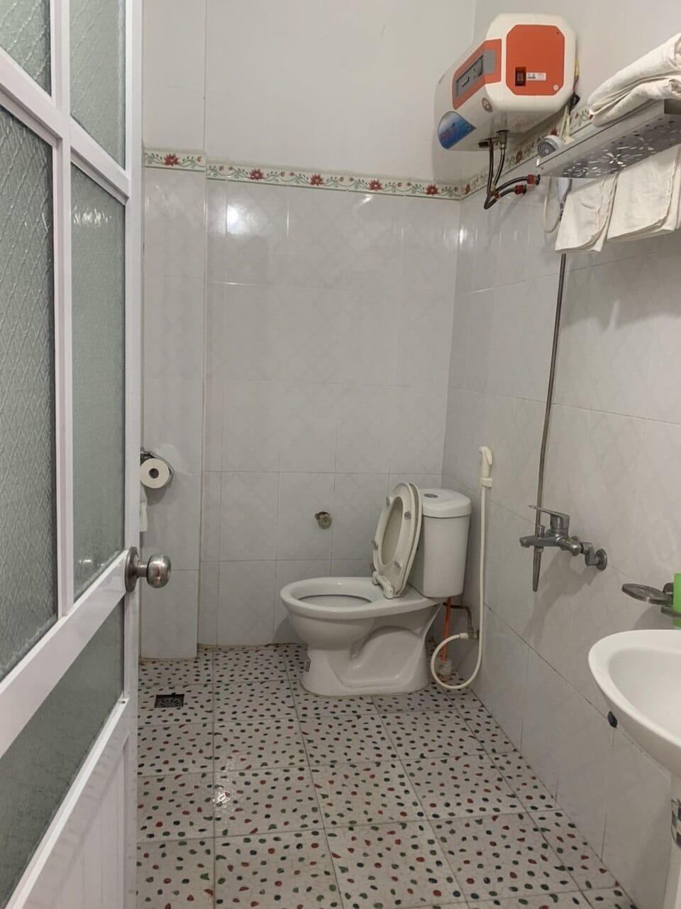 Deluxe Double or Twin Room | Bathroom