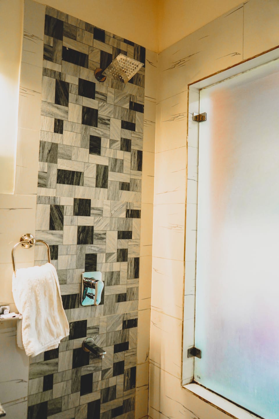 Deluxe Double Room | Bathroom