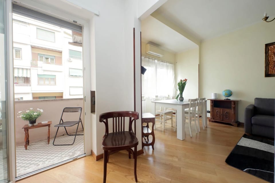 House | 1 bedroom