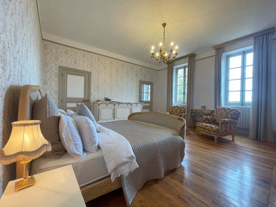 Grand Double Room, 1 King Bed, Garden View | Hypo-allergenic bedding, individually decorated, individually furnished