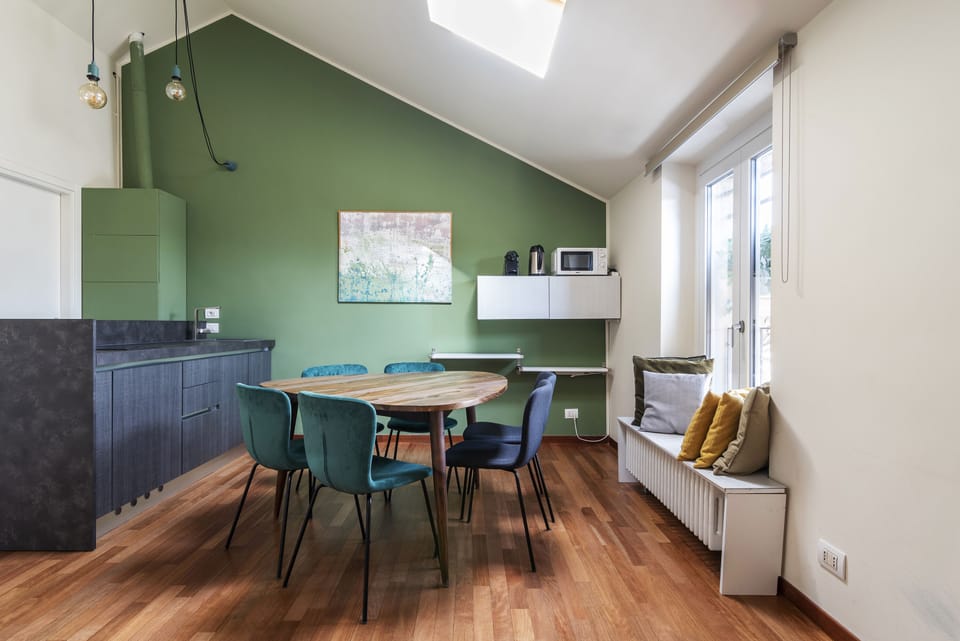 Apartment | Living area | Flat-screen TV