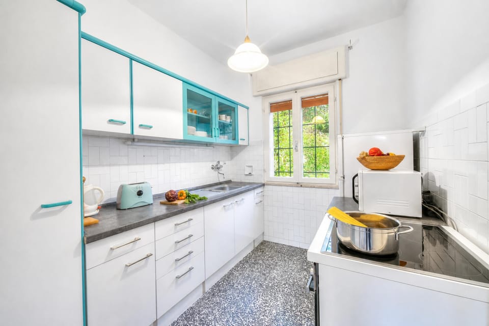 Family Villa, 3 Bedrooms, Balcony, Mountainside (Villa Panorama with Private Pool) | Private kitchen | Dining table