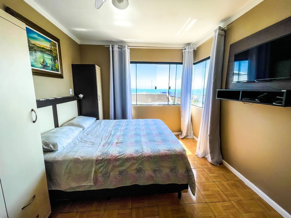 Standard Room | In-room safe, free WiFi, bed sheets
