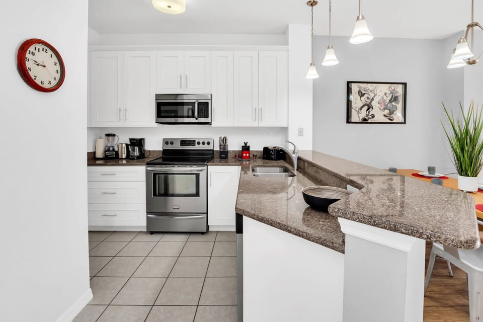 Villa (3 Bedrooms) | Private kitchen | Microwave, oven, stovetop, dishwasher