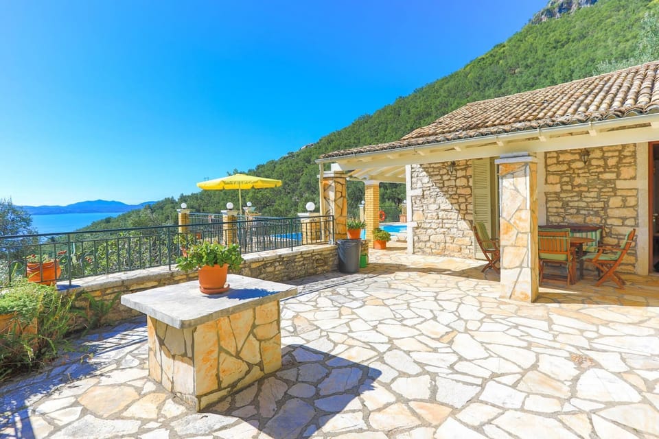 House | 3 bedrooms, iron/ironing board, WiFi