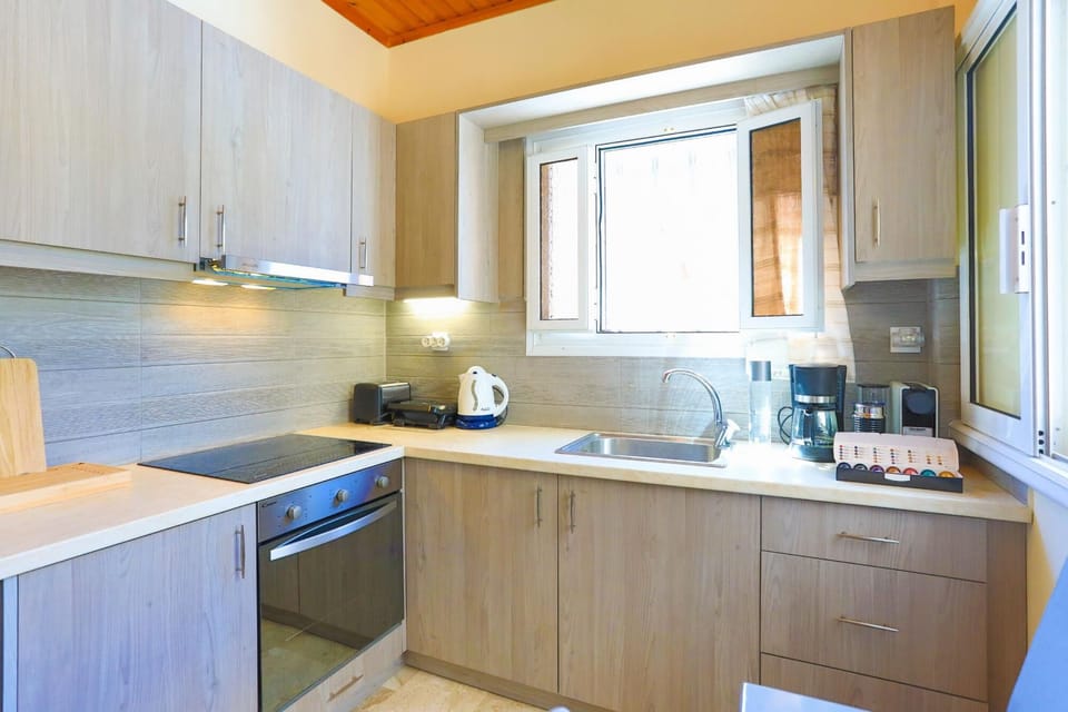 House, Smoking | 2 bedrooms