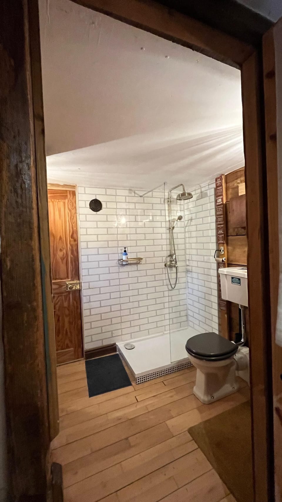 Remarkable Boultons Barn With hot tub & opt Sauna Apartment in Bovey Tracey