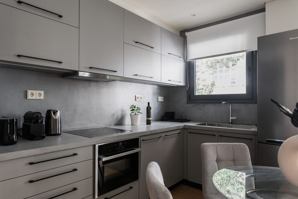 Standard Apartment | Private kitchen | Fridge, oven, stovetop, espresso maker