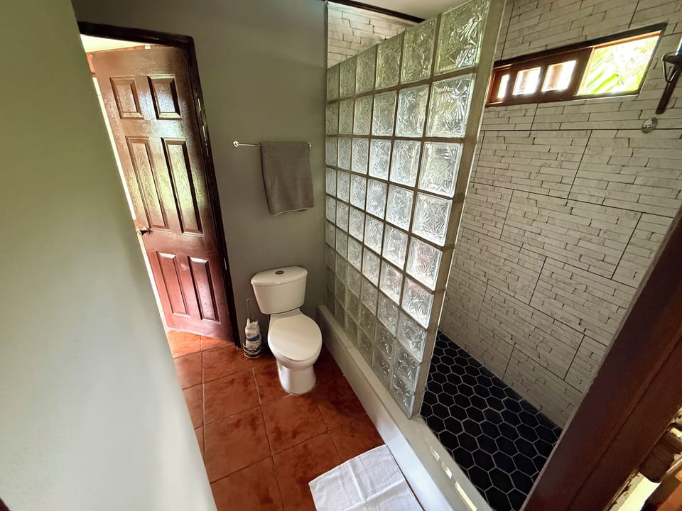 Family Room | Free WiFi, bed sheets