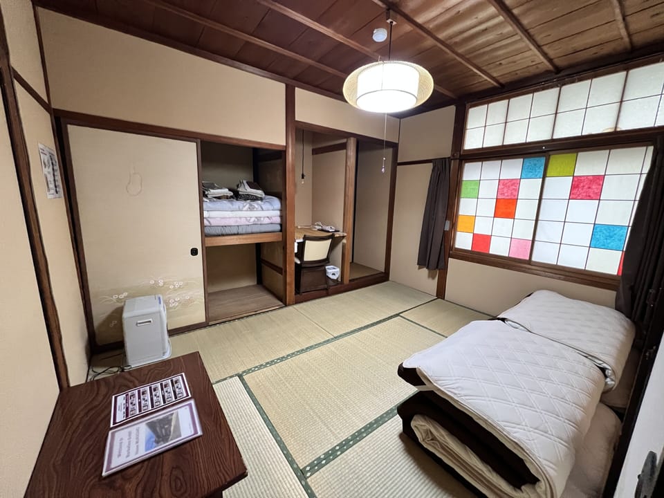 Twin Room 5, Shared bathroom | Desk, laptop workspace, free WiFi