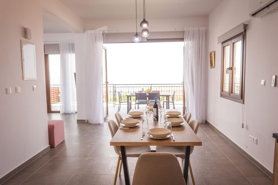 House, Smoking | 3 bedrooms