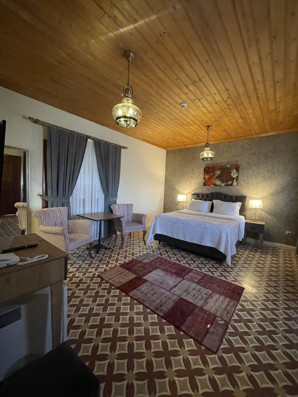Deluxe Room | Premium bedding, WiFi (free), bed sheets