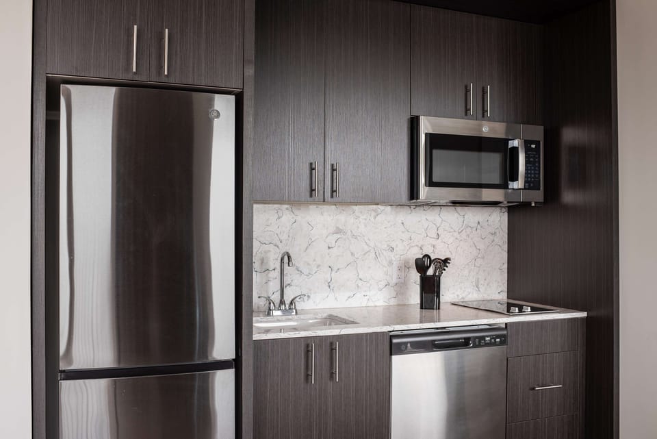 Mini-fridge, coffee/tea maker, highchair