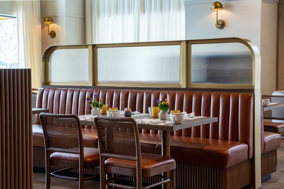 Breakfast, lunch and dinner served