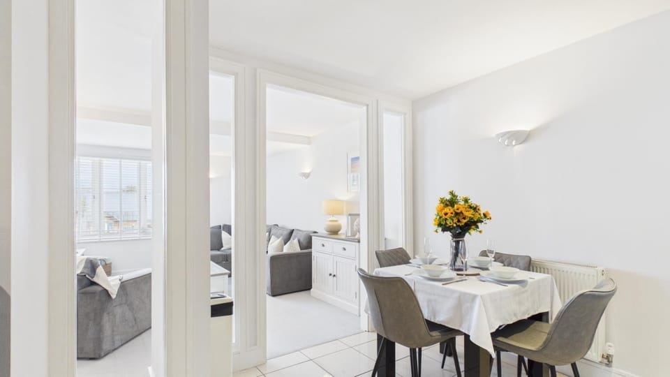 Apartment (2 Bedrooms) | Floor plan