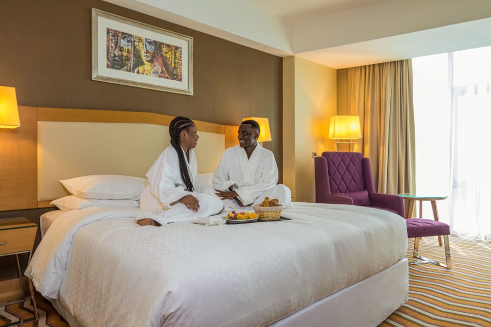 Room, 1 King Bed, City View | Breakfast meal | Free daily buffet breakfast