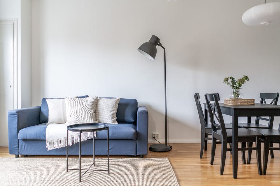 Apartment | 1 bedroom, desk, iron/ironing board, travel crib