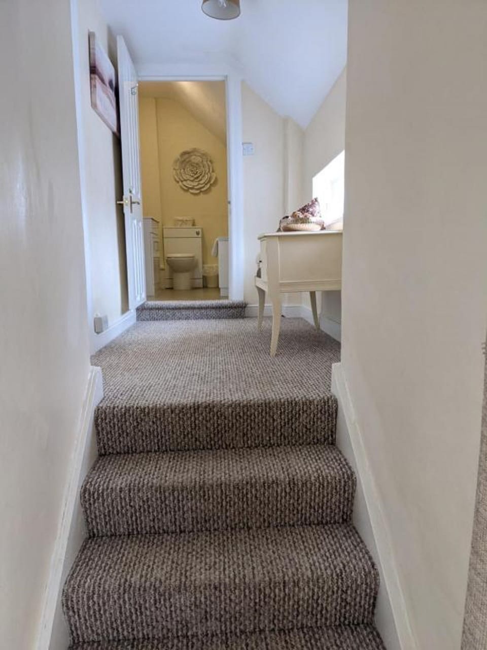 Standard Studio Suite | Iron/ironing board, WiFi, bed sheets