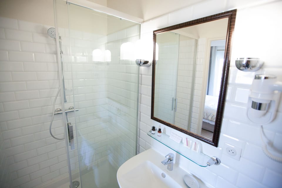 Panoramic Double Room, Terrace, Beach View | Bathroom | Free toiletries, hair dryer, towels, soap