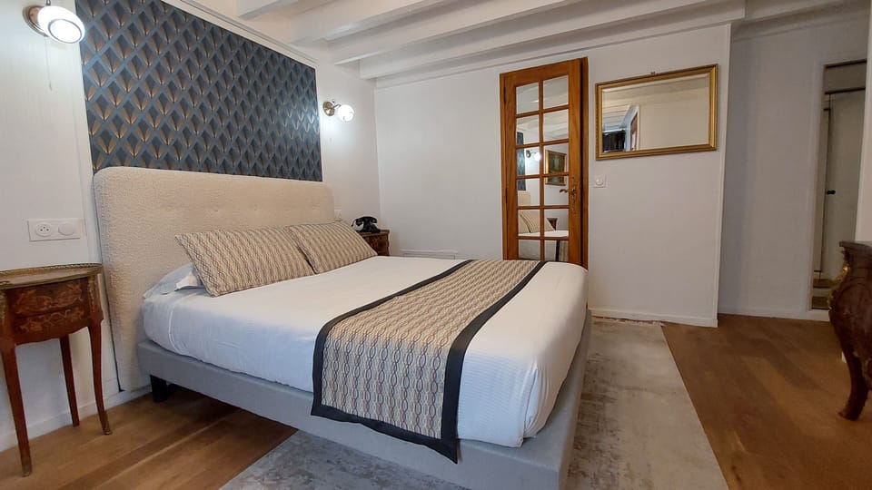 Standard Double Room, 1 Double Bed | Premium bedding, individually decorated, desk, blackout drapes