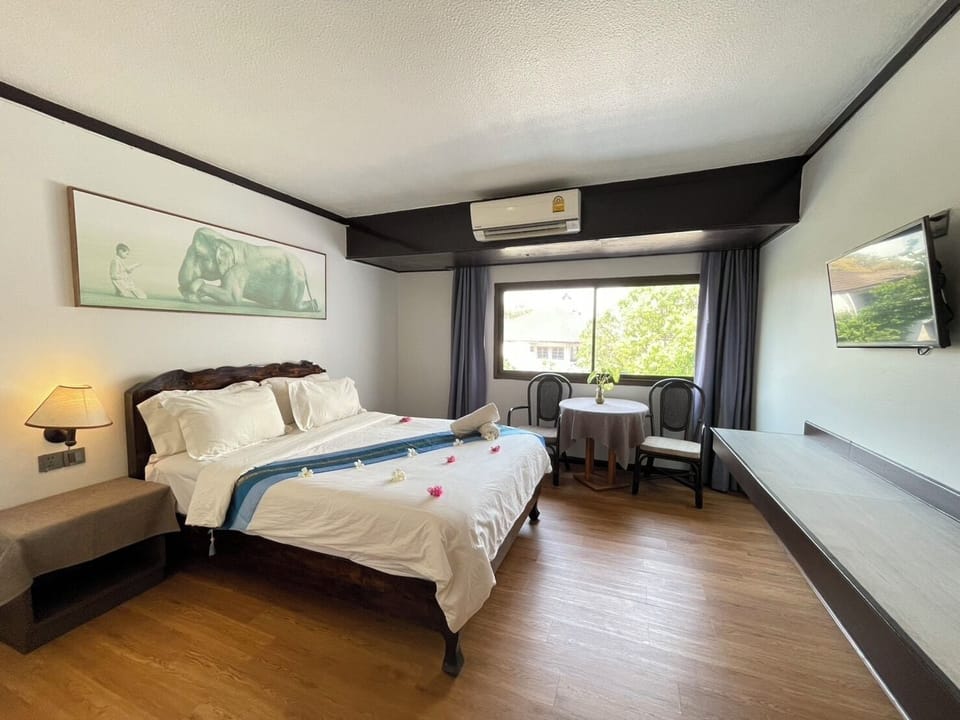 Standard Double Room | Free WiFi