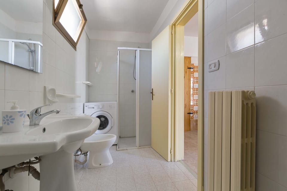 Apartment | Bathroom
