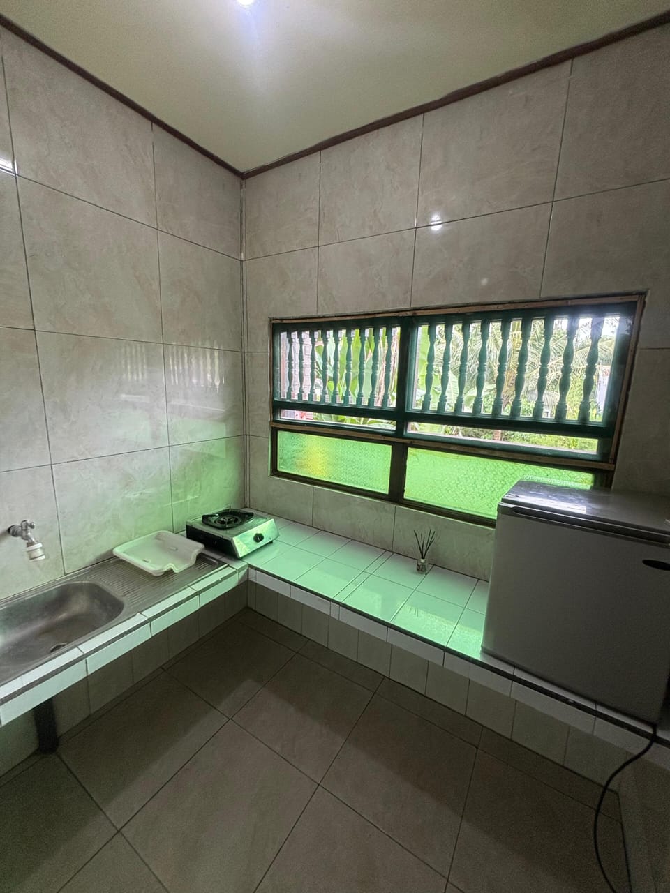 Economy Double Room | Private kitchenette | Electric kettle