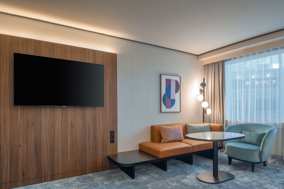 Flat-screen TV, pay movies