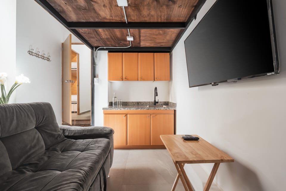 Fernando Andriacci (Private Loft) | Premium bedding, in-room safe, blackout drapes, free WiFi
