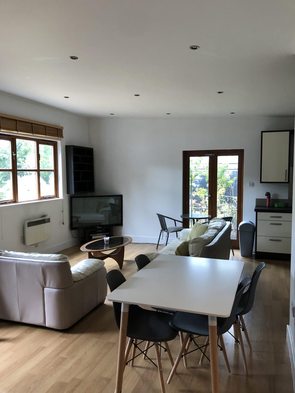 Superior Cabin, Private Bathroom | Lounge