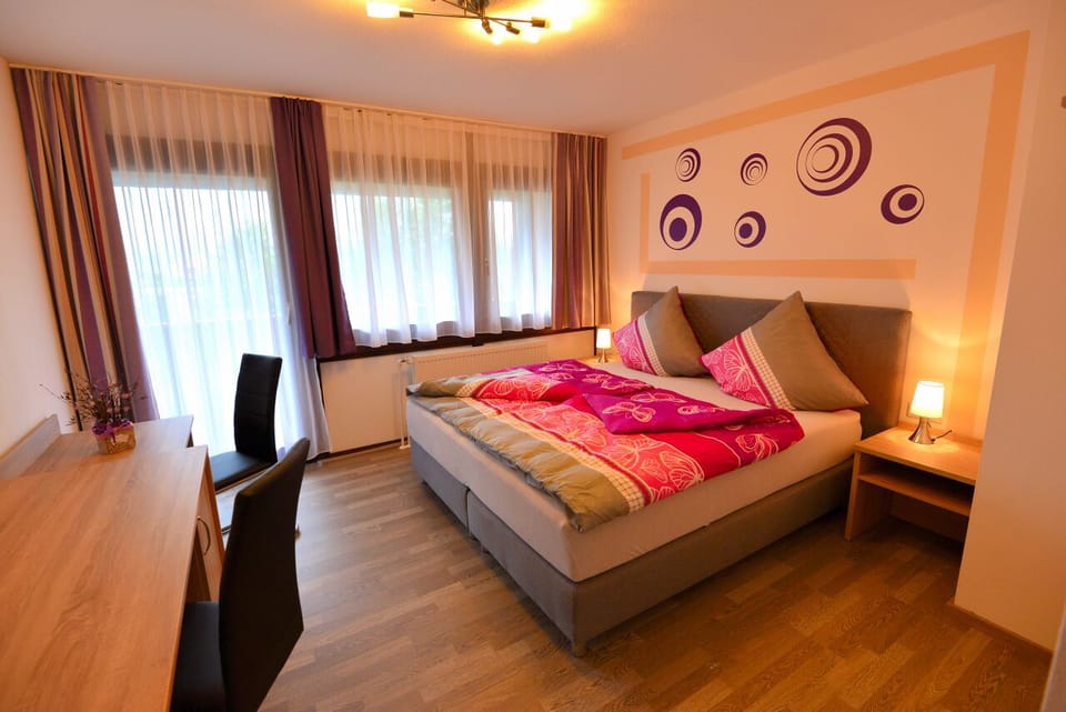 Comfort Double Room, Balcony | Hypo-allergenic bedding, blackout drapes, soundproofing, free WiFi