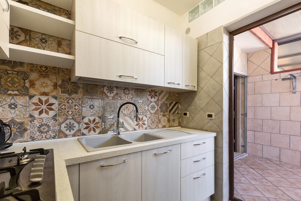 Basic Apartment | Private kitchen