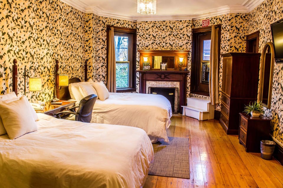 Deluxe Double Room with Two Double Beds @ 1087 Beacon St.  | Desk, iron/ironing board, WiFi (free), alarm clocks
