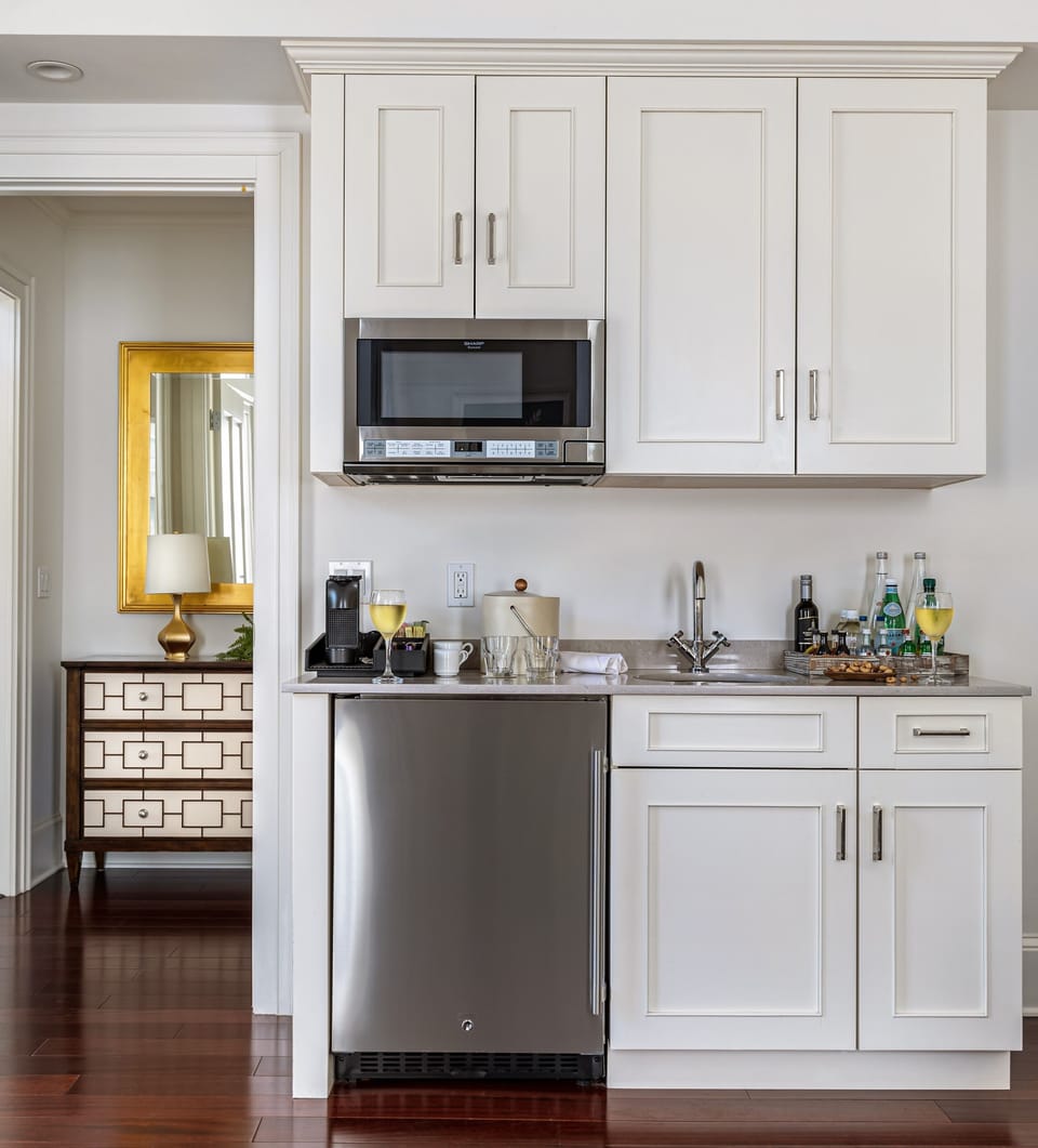 Suite (William Kerr) | Pillowtop beds, minibar, in-room safe, individually decorated